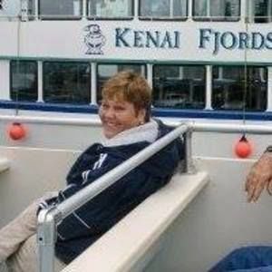 Meet your Posher, Leslie